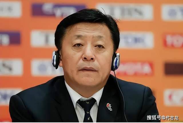 一位热裤的小叔母